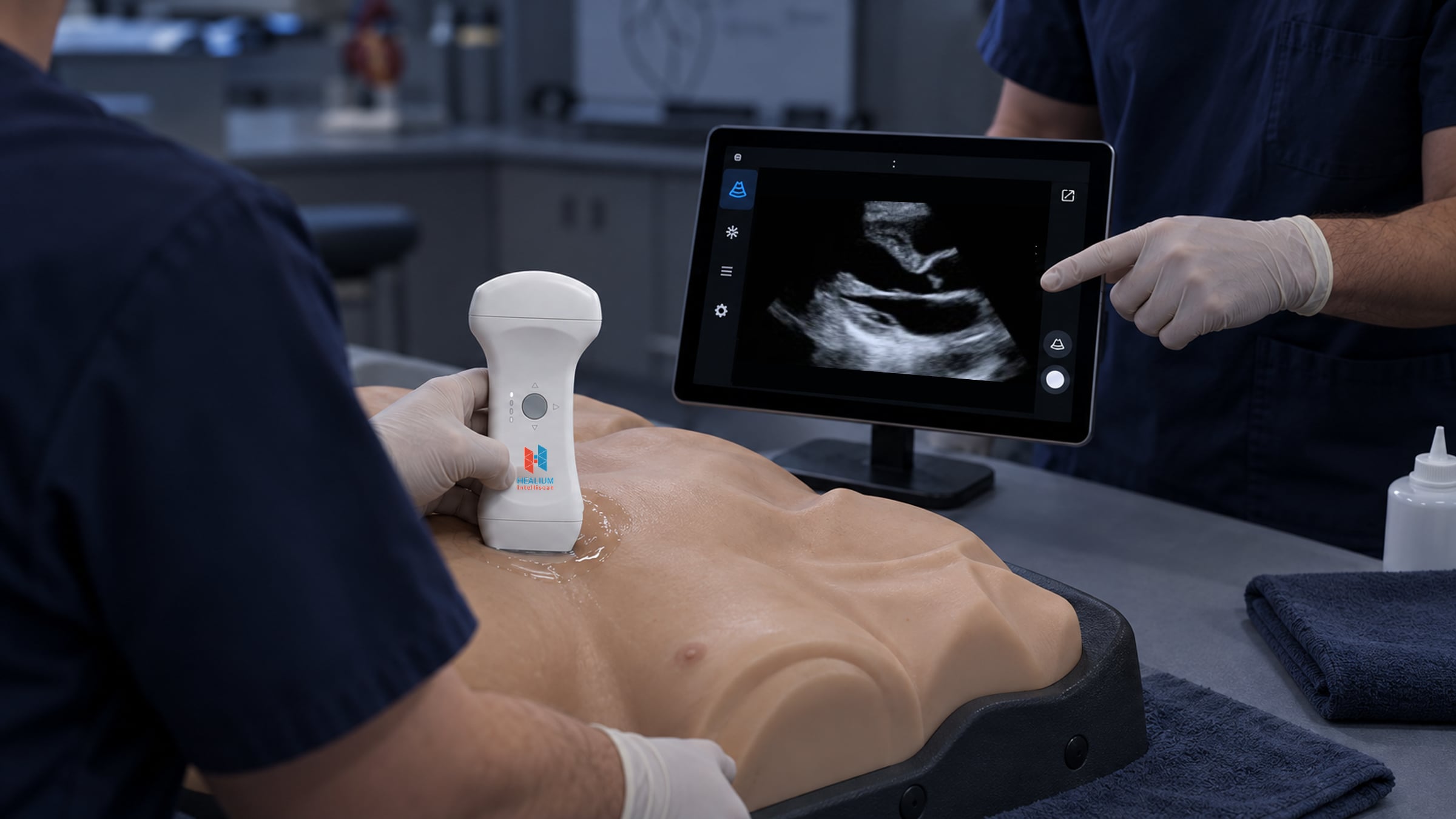 Students scanning in a teaching lab with Healium Intelliscan
